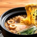 「橋本食堂」の鍋焼きラーメン