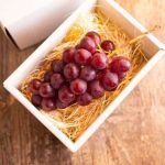 皮ごと食べられる長野県生まれの赤色ブドウ 「クイーンルージュ 」